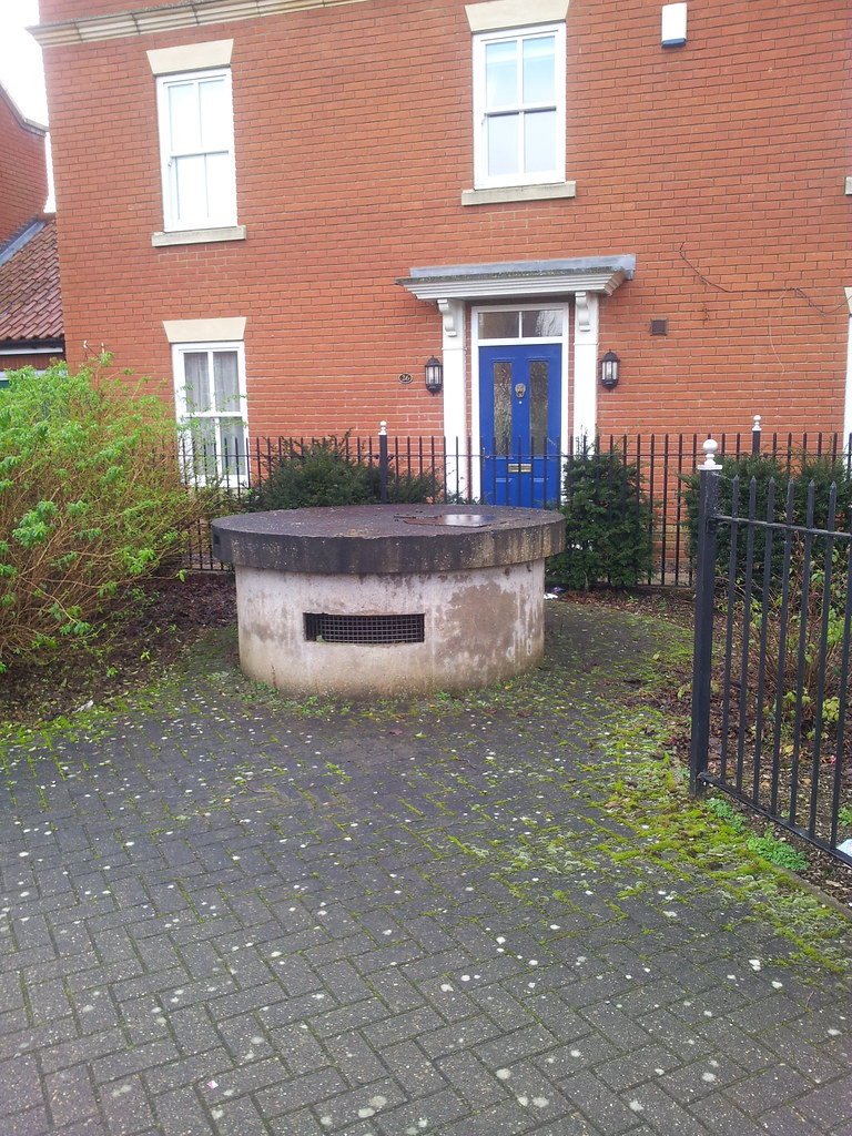 WWII Pickett Hamilton Retractable Fort, Mansbrook Boulevar… Flickr