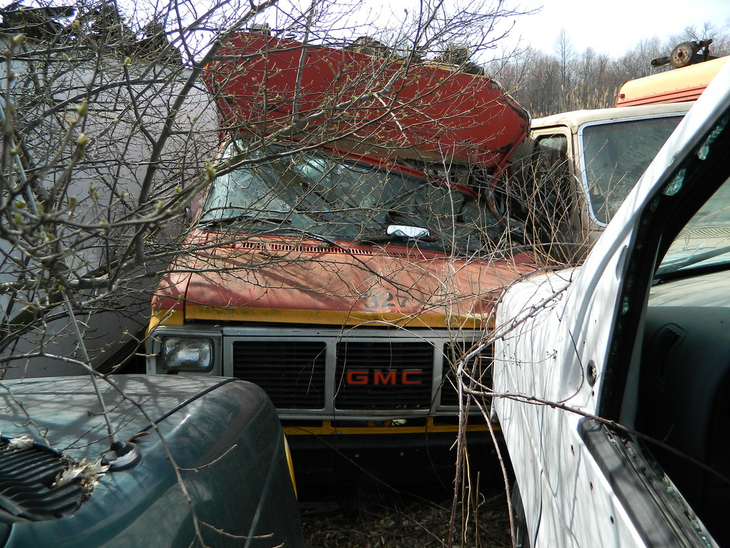 Coach and Equipment Fortivan GMC 327 exNY (3) 1 Auto Part… Flickr