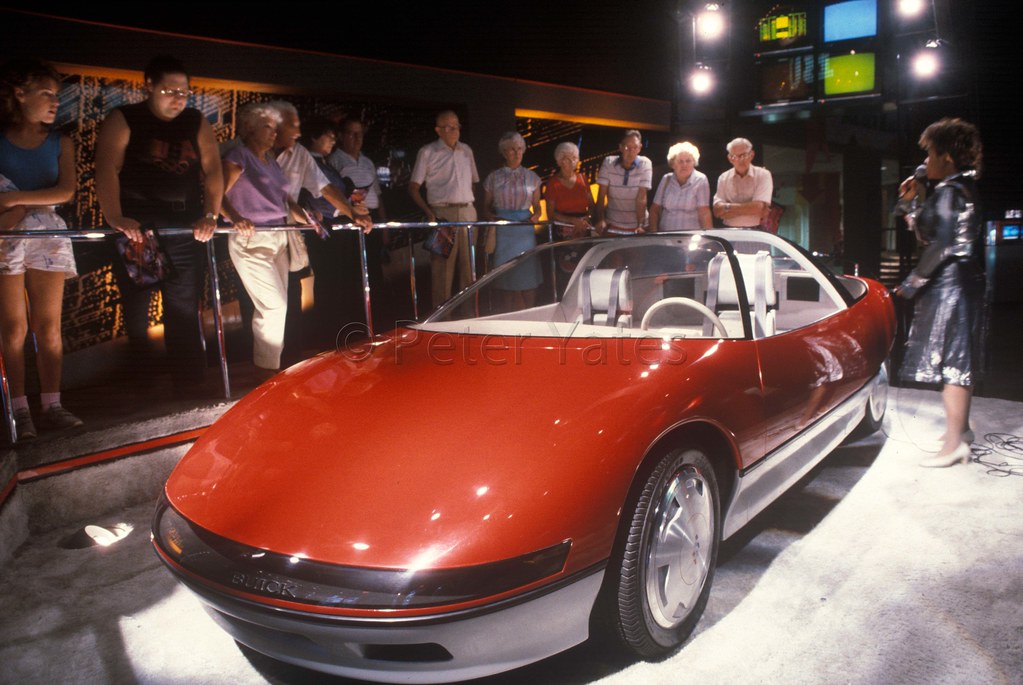 Questor_01 9/85. Flint, Michigan. The Buick Questor, Buick… Flickr