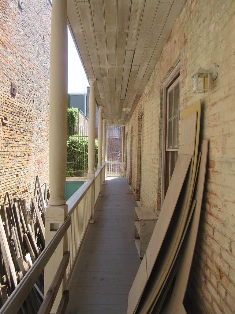 CBD Sunday April 2019 New Orleans Julia Row, upper Central… Flickr