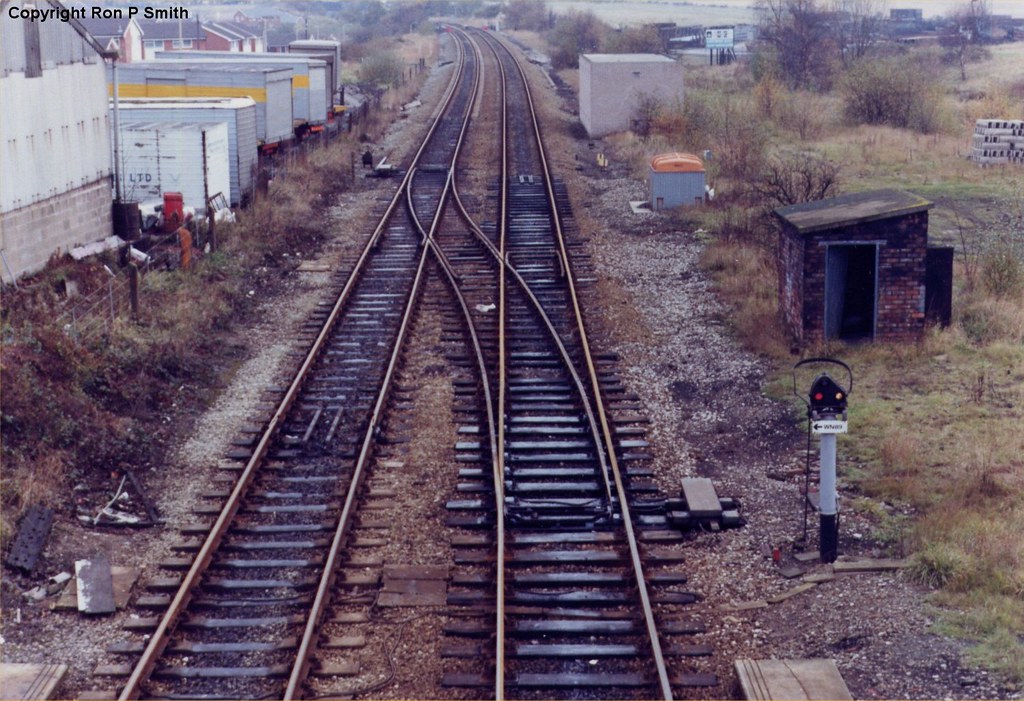 Garswood [011_05] The tracks looking towards Wigan from Ga… Flickr