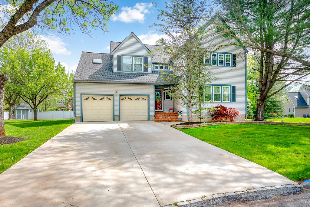 26 Huff Lane, Hillsborough Flickr