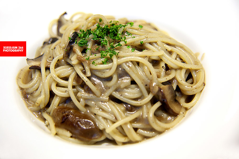 Black Truffle Porcini Pasta Dinner "Elemen". "Ad dente p… Flickr