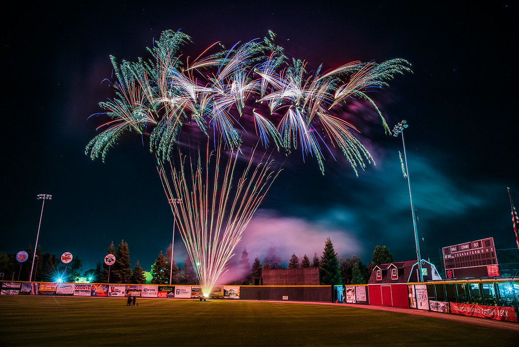 Fireworks at Rawhide Ballpark after Visalia Rawhide baseba… Flickr