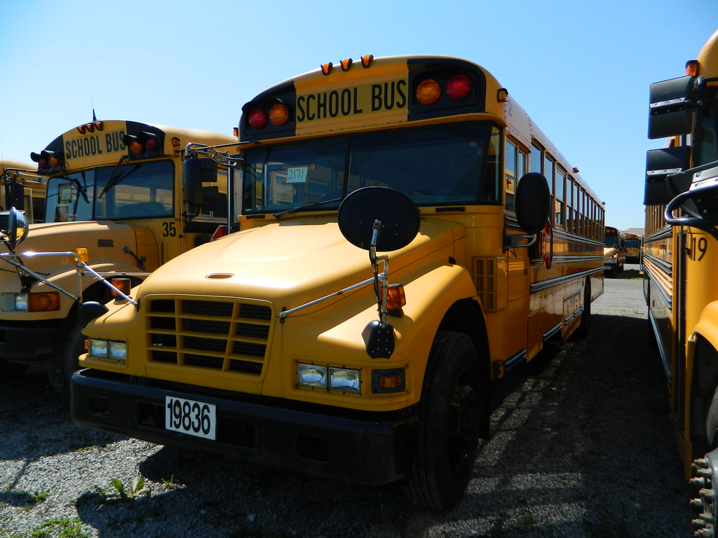 exLutheran High School West 2 Cardinal Bus Sales Lima, … Flickr