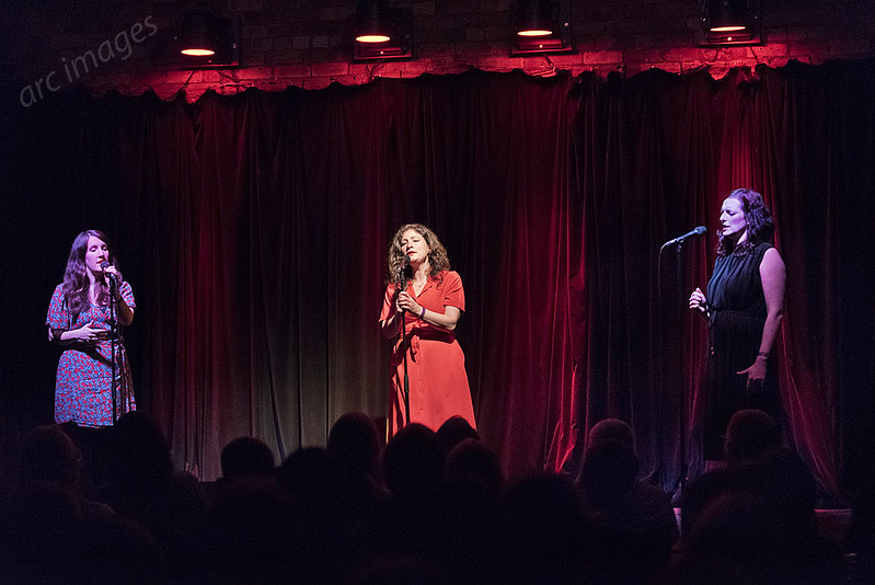 Gig Junkies » Blog Archive » The Unthanks + Tim Dalling at The Trades