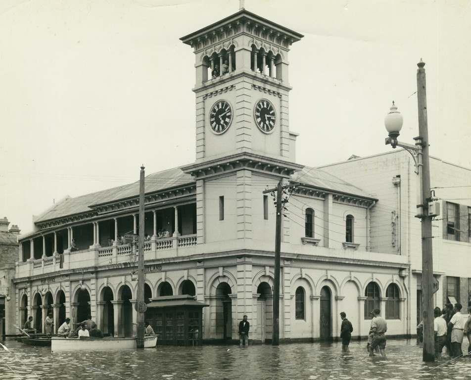 Post Office, Maitland, N.S.W., February 1955 flood Flickr