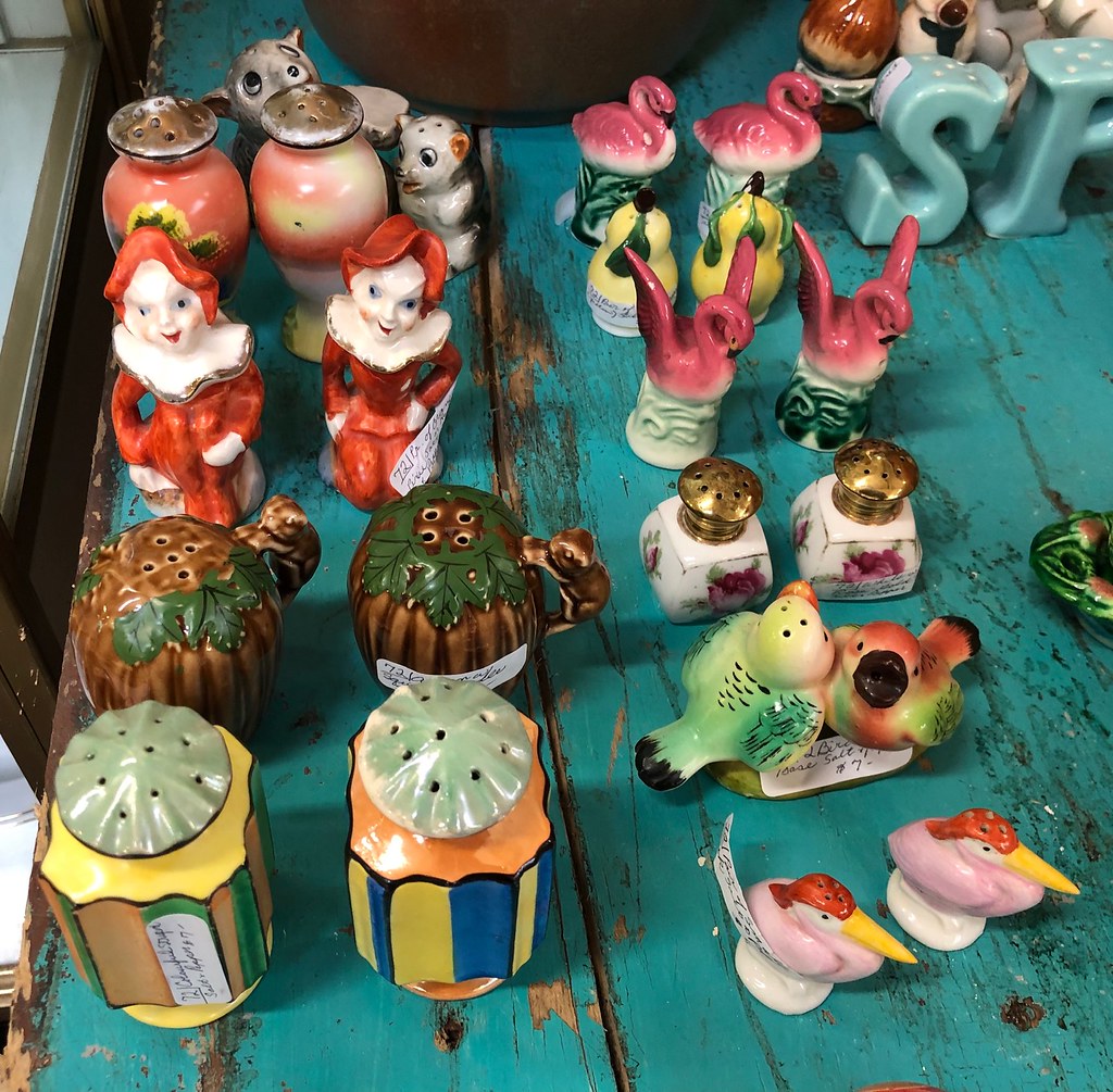 Barrie Antiques Centre 272 Innisfil Street Barrie Ontario … Flickr