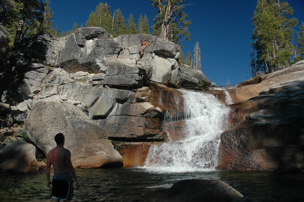 Queen's Falls Having shown you Kings Falls on the North Fo… Flickr