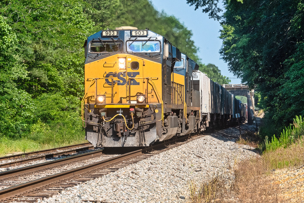 Durand, GA Q647 passing under GA Hwy 18 and the apparently… Flickr