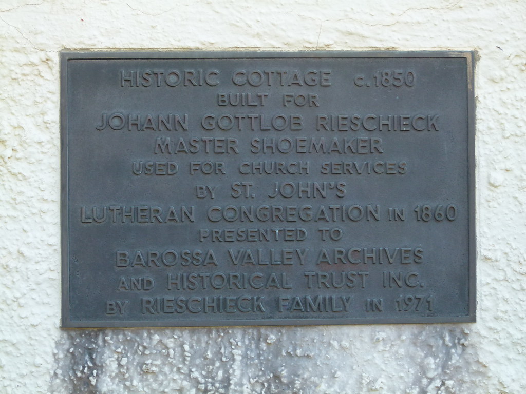 Rieschiek Residence Plaque 31 John St, Tanunda