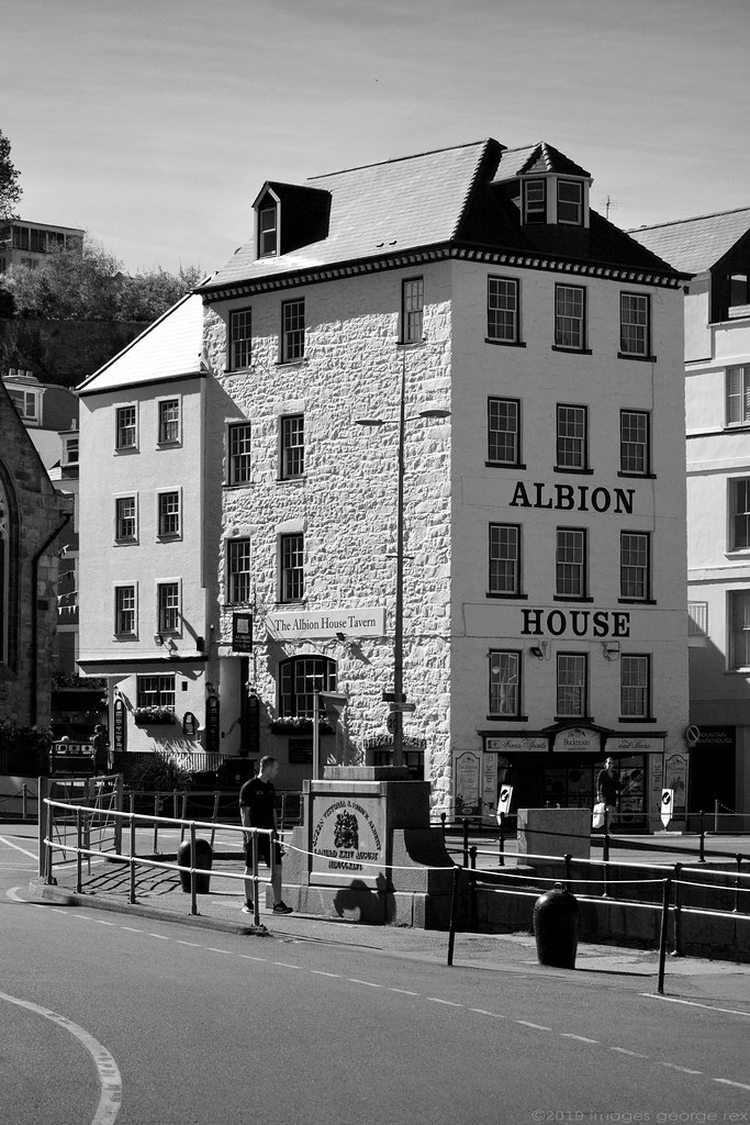 Albion House / GY1 The wall plaque says that this tavern h… Flickr