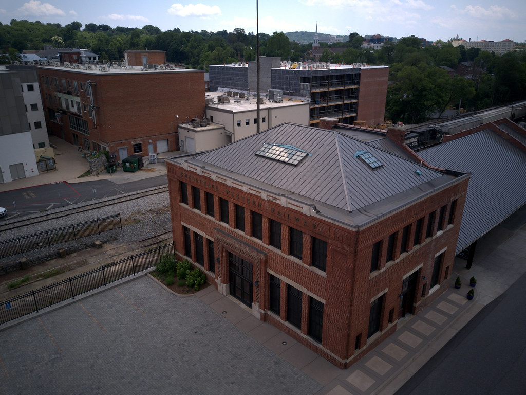 Old Chesapeake Western building, Harrisonburg, VA Chris G Flickr
