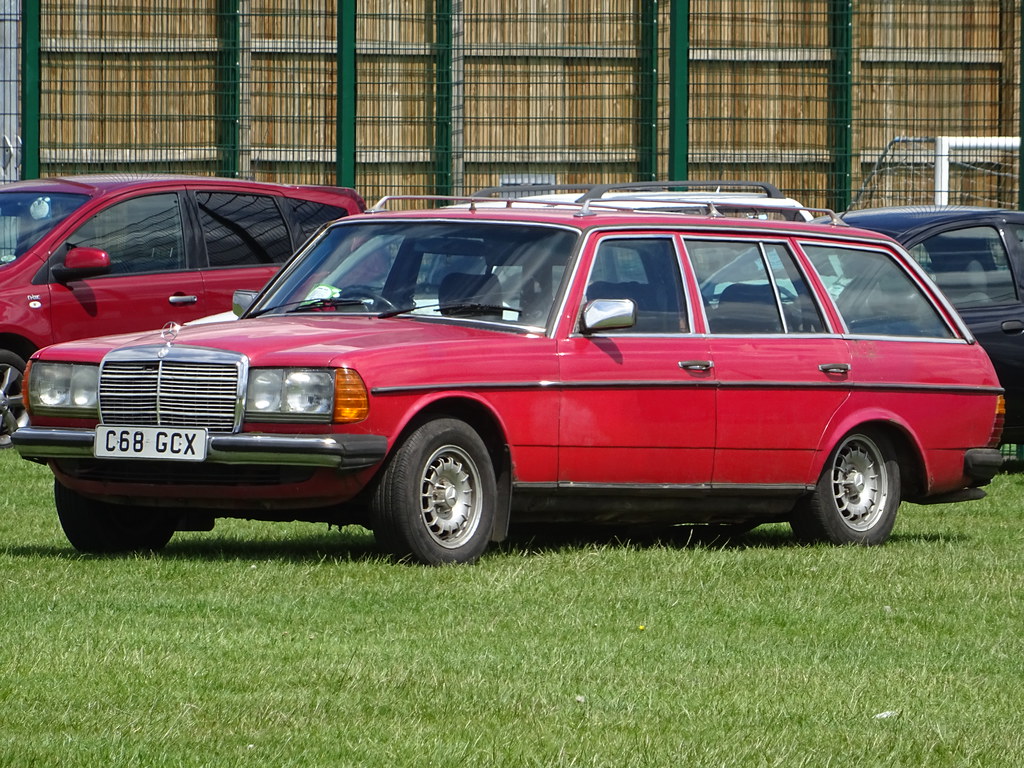 1986 Mercedes Benz 240 TD Auto Huddersfield, West Yorkshir… Flickr