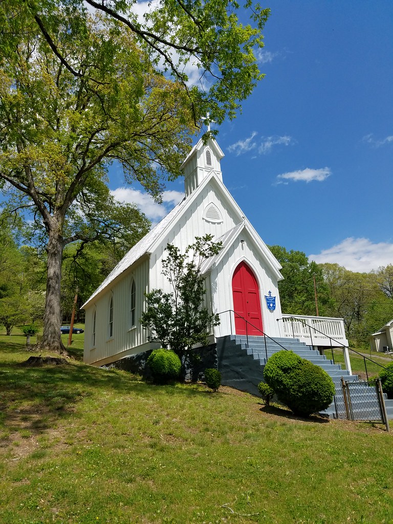 Emmanuel Episcopal Chapel in Eagle Rock, Virginia Kipp Teague Flickr
