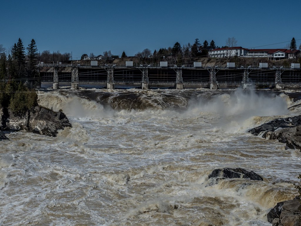 P4302832 (Copy) Grand Falls (GrandSault), NB high water… Flickr