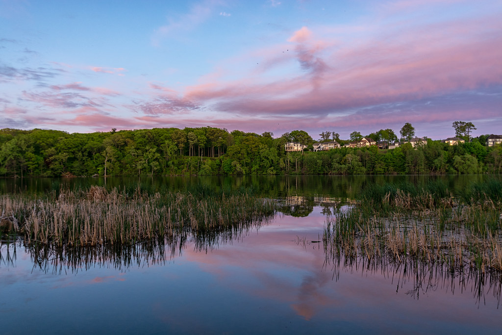 20190526DSC_5573 Sunset reflections in the Irondequoit Ba… the