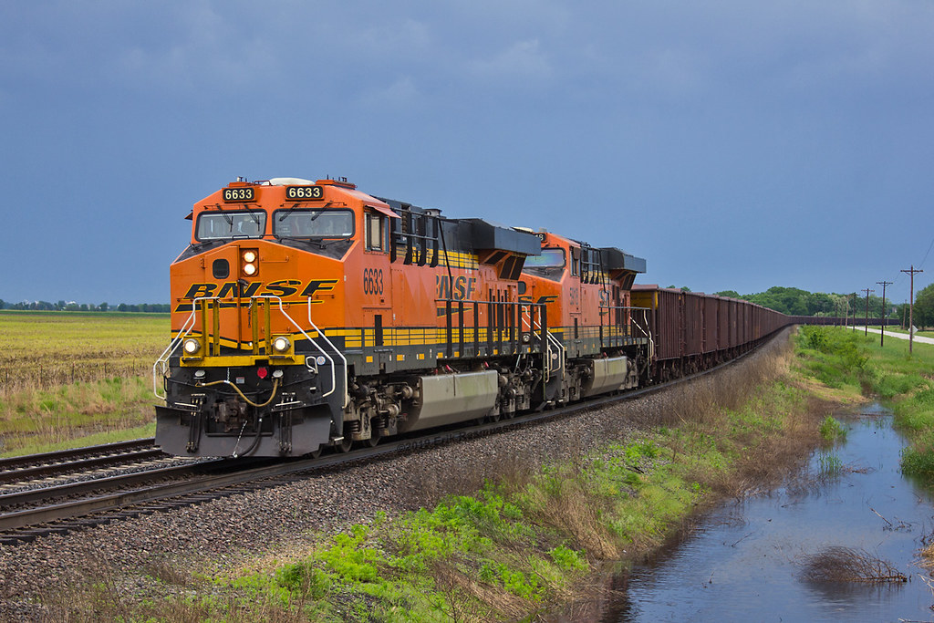 Loaded Taconite BNSF's UKEEMAD074T with loaded taconite … Flickr