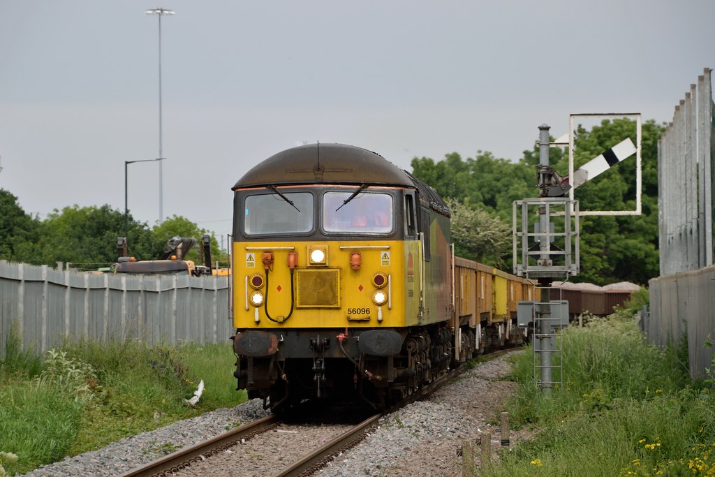 Pyewipe Road Grid 56096 approaches Pyewipe Road (Grimsby) … Flickr