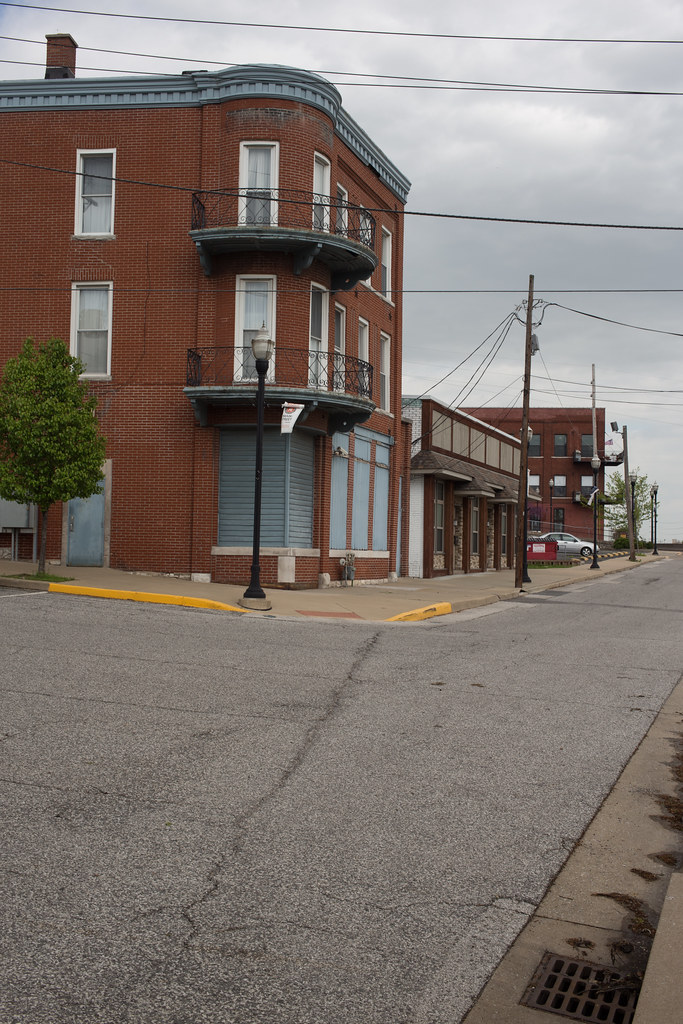 Front Street Alton, Illinois Paul Sableman Flickr