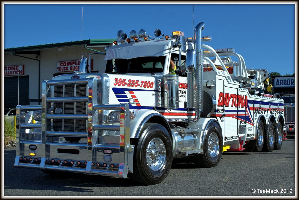 Daytona Heavy Rescue Big Rig Peterbilt Tow Truck This grea… Flickr