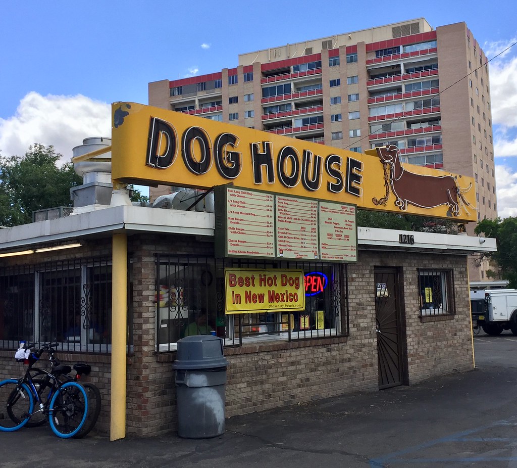 The Dog House, Albuquerque New Mexico. May 27 2019. Flickr