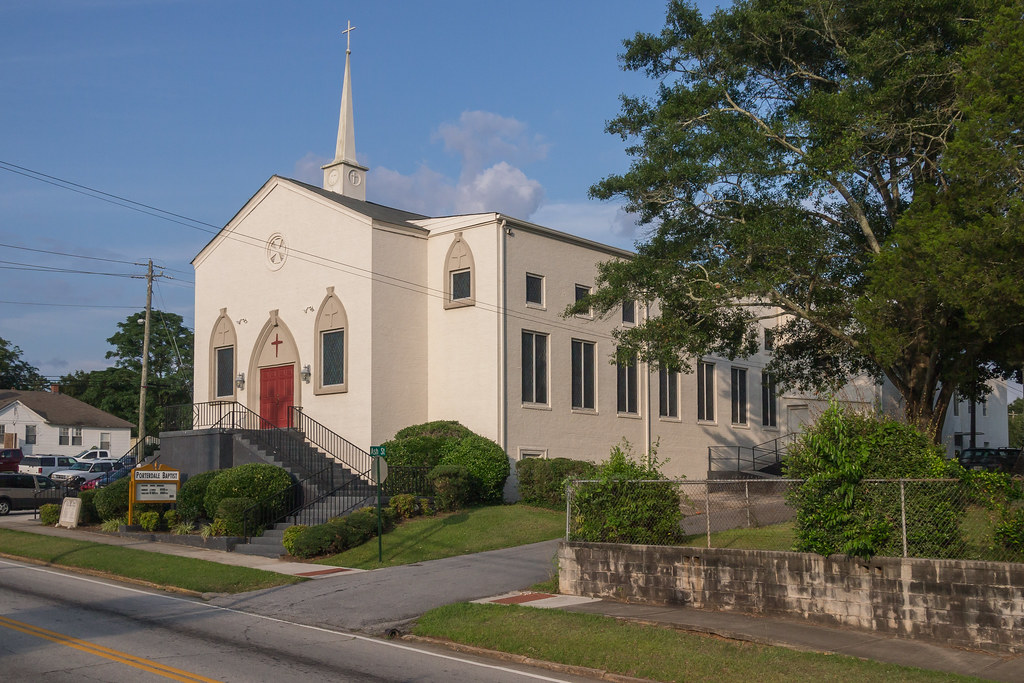 Porterdale Baptist Church Porterdale Baptist Church in Por… Flickr