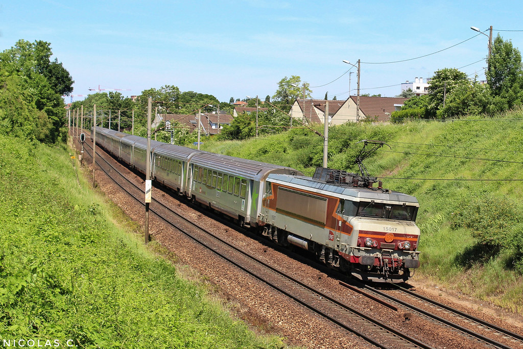BB15017 V200 Train n°3360 Cherbourg > ParisSaintLaza… Flickr