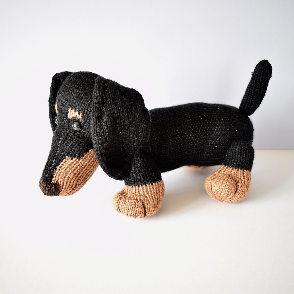 Stanley the Dachshund Knitting pattern by Amanda Berry Flickr