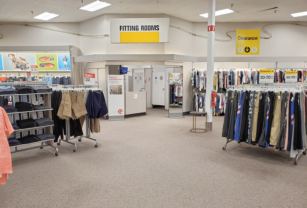 TARGET; Saginaw, MI May 2019 Remodel TARGET located at 2… Flickr