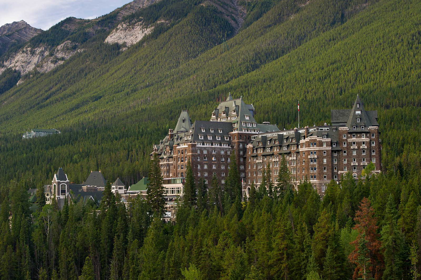 10 Fairy Tale Castles in Canada You Can Visit Travel Bliss Now