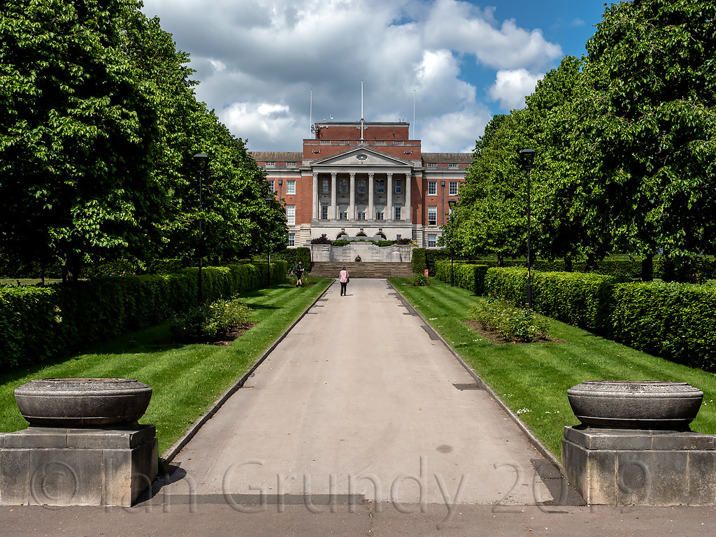 Chesterfield 2673 Town Hall, Chesterfield. Opened in 1938 … Flickr