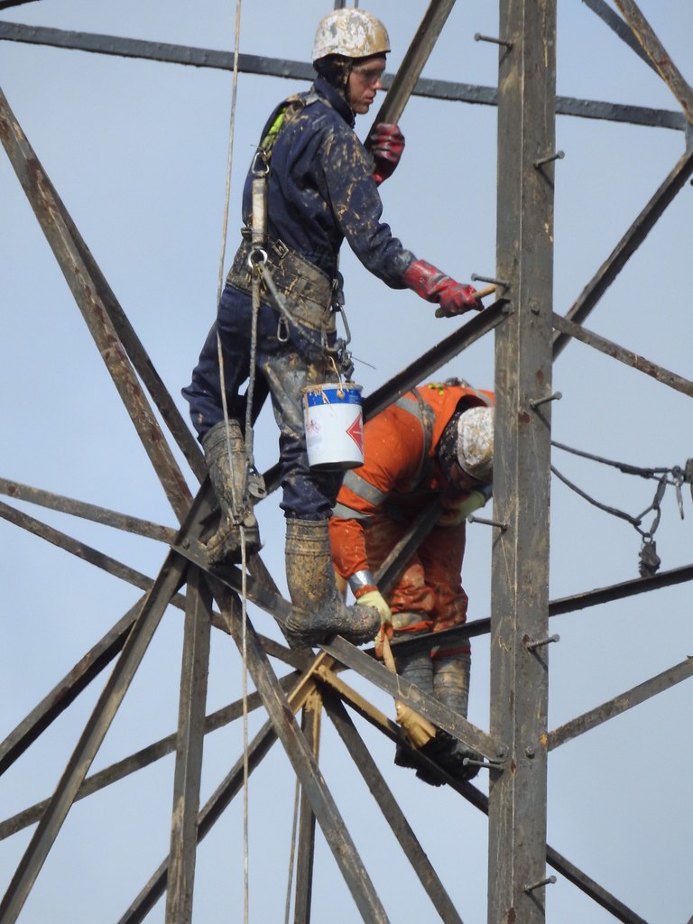 Pylon Painting Personnel, Mynydd Maen, Cwmbran 6 June 2019… Flickr