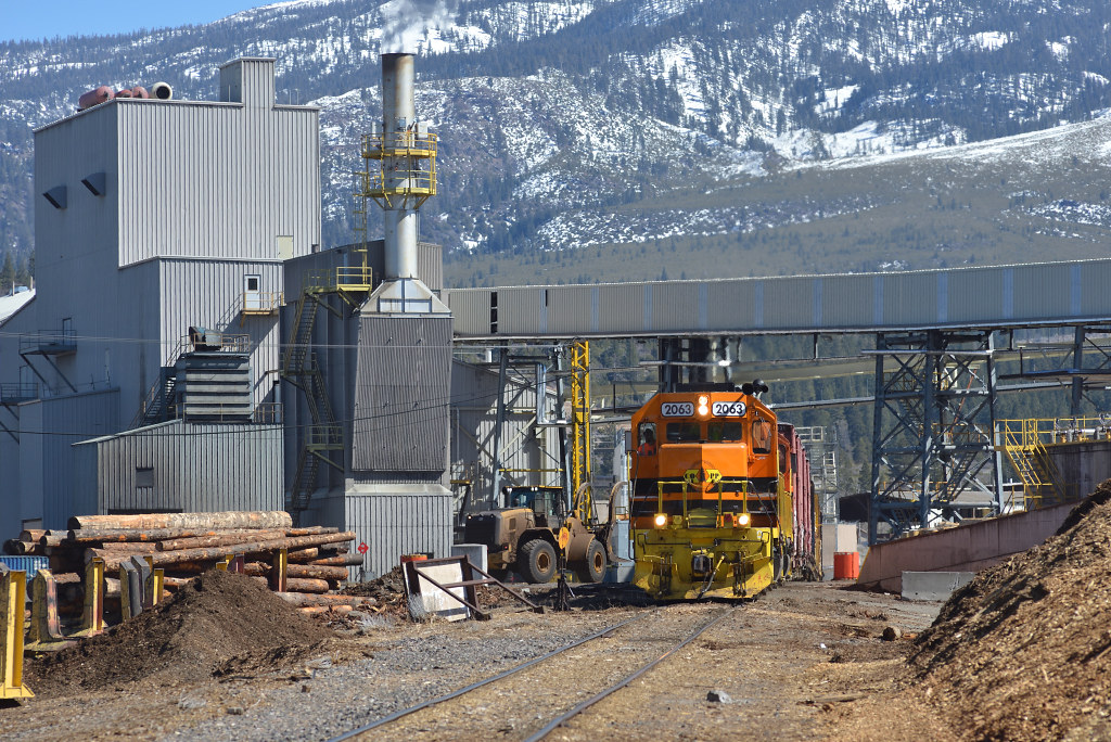 Weed, CA CORPs Weed based job switches Roseburg Forest Pro… Flickr