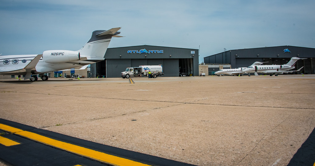 Flickriver Photoset 'FBO Atlantic Aviation' by Pittsburgh