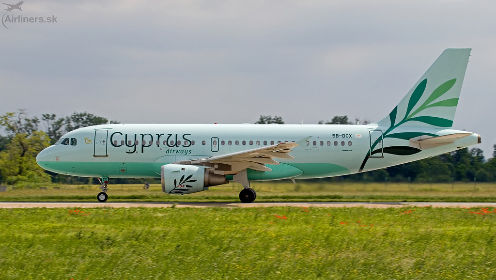 5BDCX Cyprus Airways Airbus A319114 5BDCX Cyprus Airway… Flickr