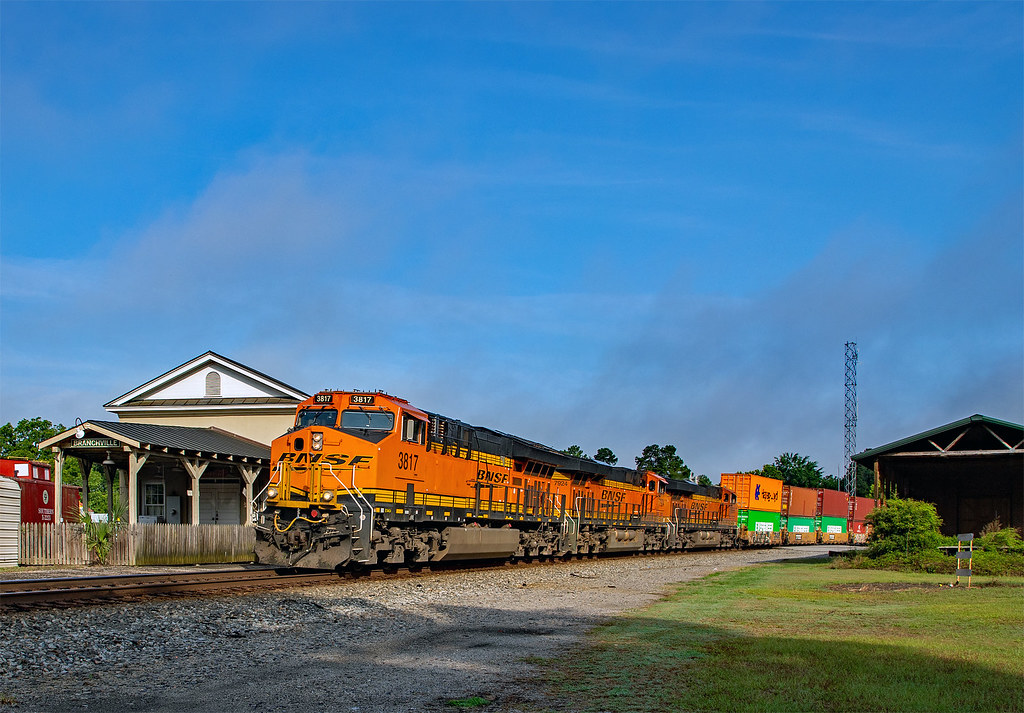 At Branchville NS 238 runs through the historic railroad j… Flickr