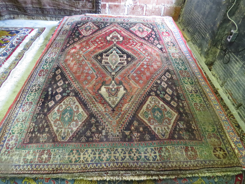 Qashqai5ft4inx7ft 825 Carpetbeggars Discount Persian Rug… Flickr