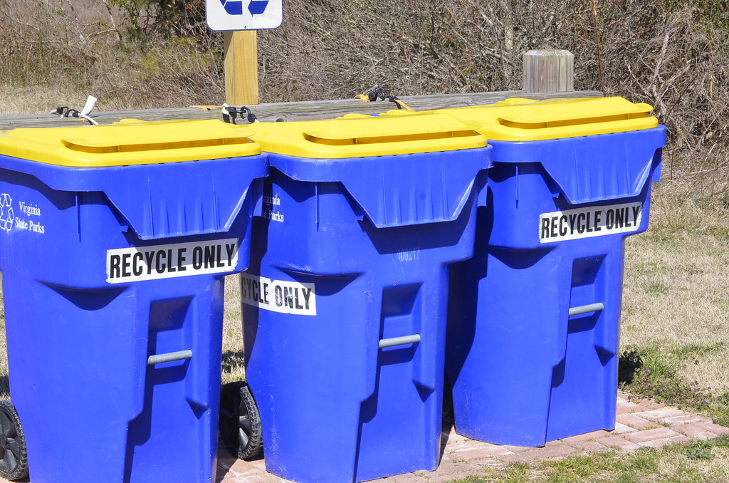 recycling recycle uploaded sa park www.dcr.virginia.gov/st… Flickr