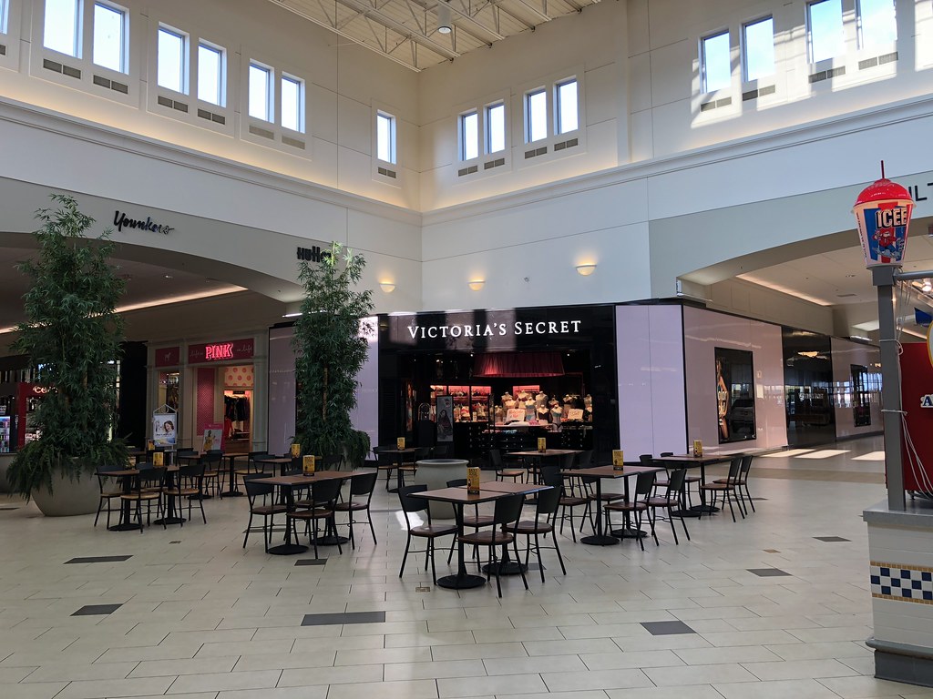 Kennedy Mall Dubuque, Iowa Nathan Bush Flickr