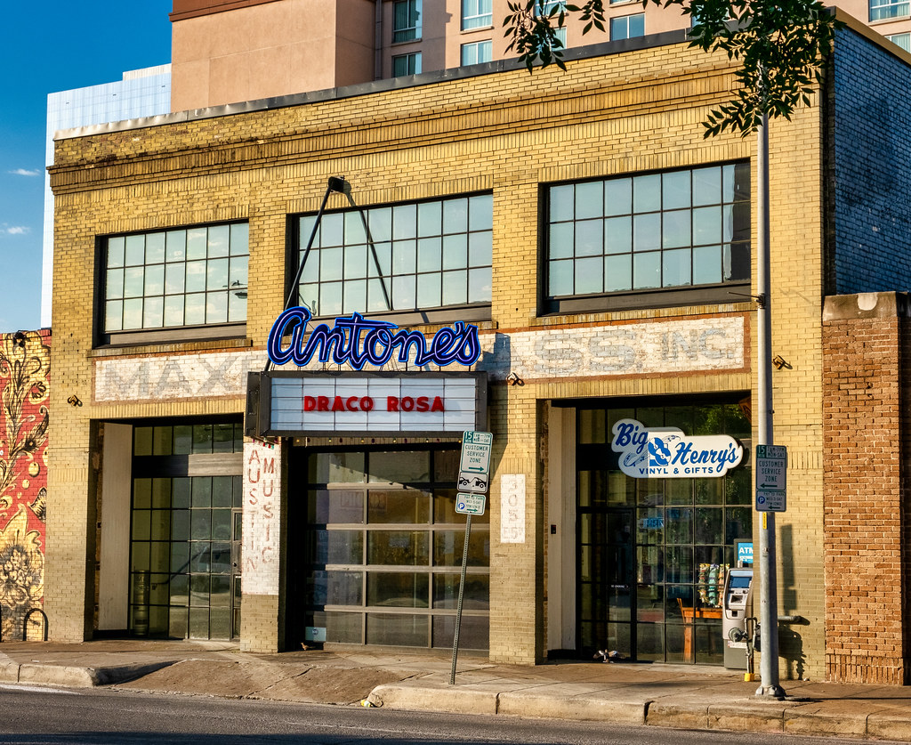 Antone's 5th Street, Austin, Texas Rob Shenk Flickr