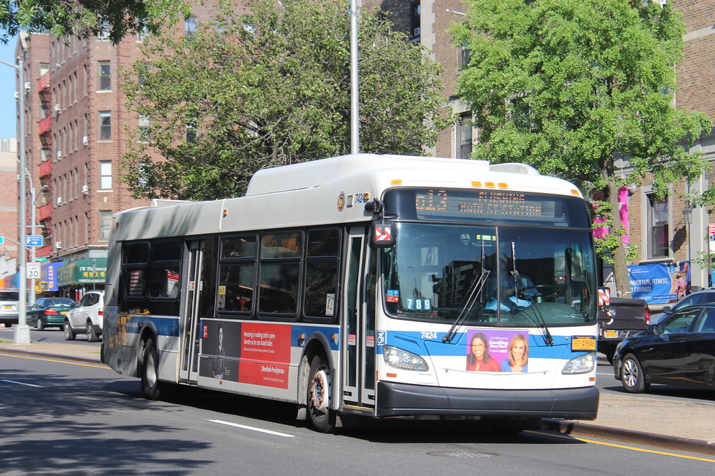 IMG_6446 2012 XD40 7424 Q13 at Northern Blvd and Union St… Flickr