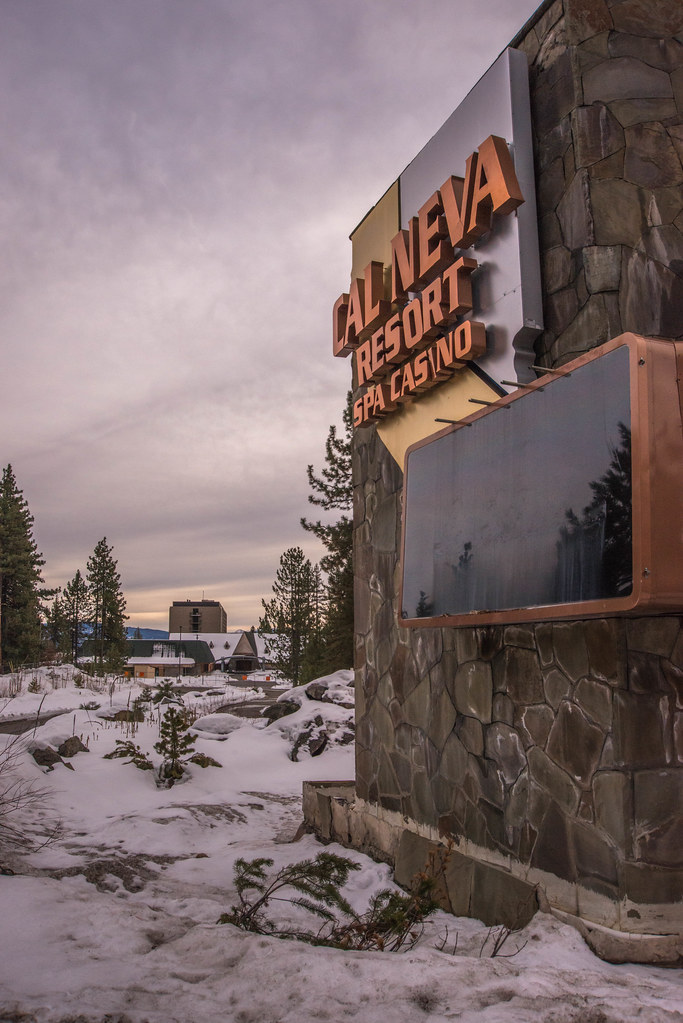 CalNeva Lodge Straddling the CaliforniaNevada border, th… Flickr