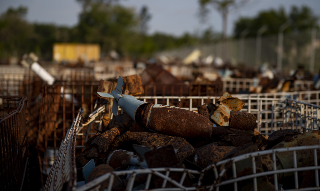 190419FMG5910090 Expended munitions at the Avon Park Ai… Flickr