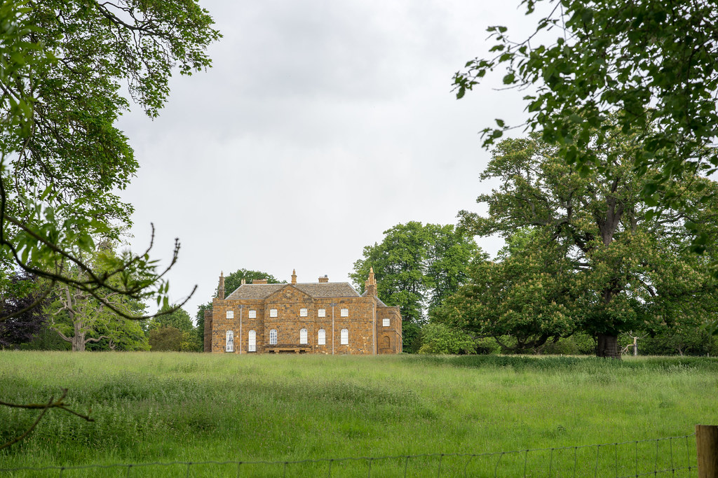 Adderbury House The country Estate of infamous Restoration… Flickr