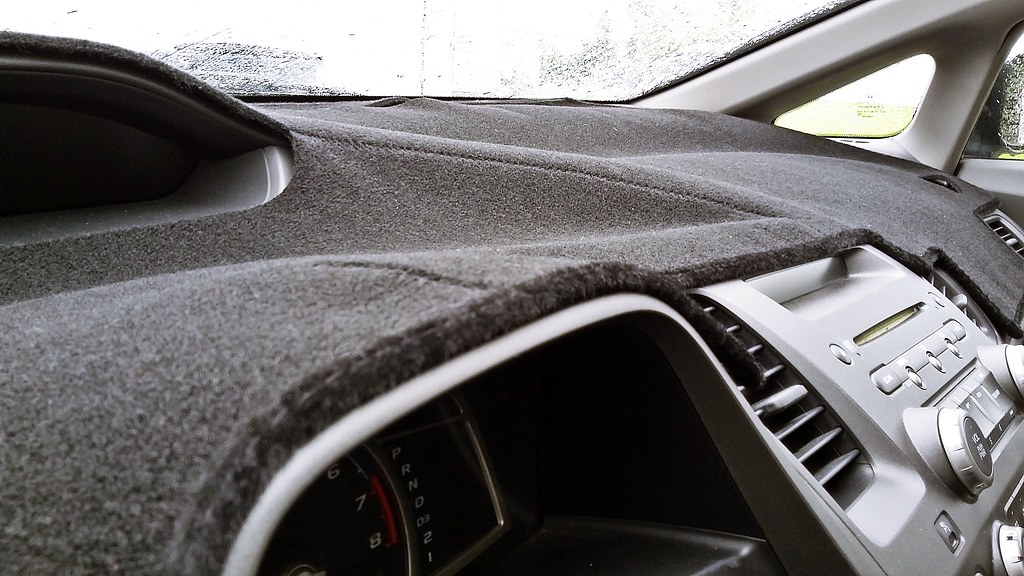 Anti Reflection Dash Mat I can actually take videos direct… Flickr