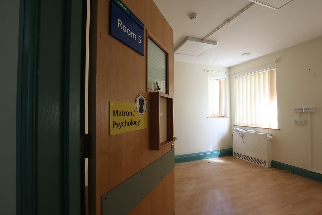 Report St. Peter's Hospital (Various Buildings), Chertsey June 2019