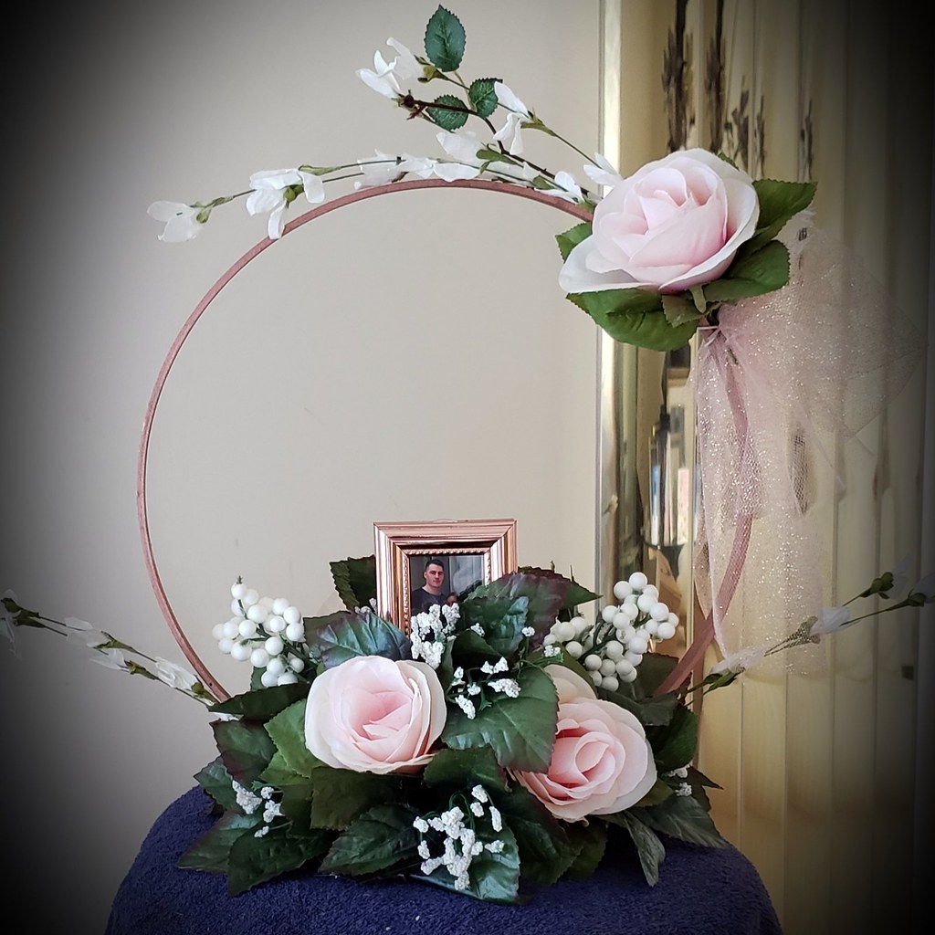 Rose gold and pink centerpiece Sherlene Flickr