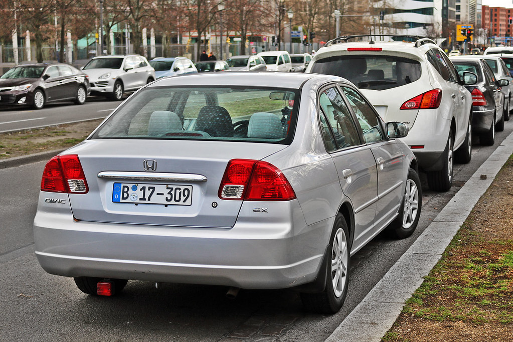 Arriba 73+ imagen b 17 honda civic In.thptnganamst.edu.vn