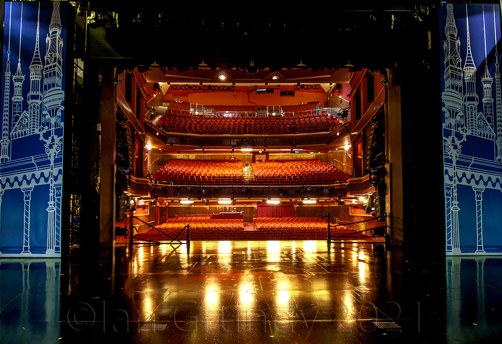 Adelphi Theatre 7628 The stage of the Adelphi is large, an… Flickr